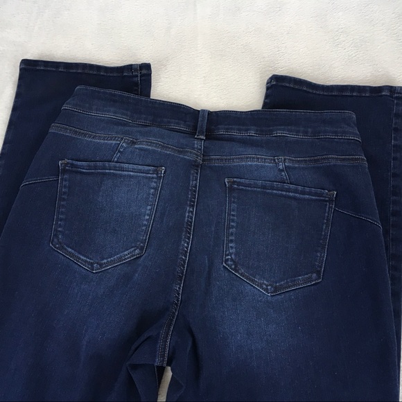 NYDJ Denim - NYDJ Marilyn Straight Jeans Size 14 Lift Tuck Tech